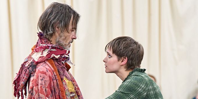 Photos: A CHRISTMAS CAROL In Rehearsal At The Old Vic Photos