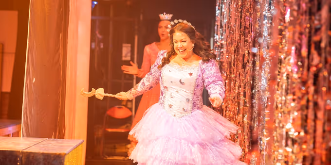 Photos: Behind the Scenes of SLEEPING BEAUTY Panto at the York Theatre Royal Photos