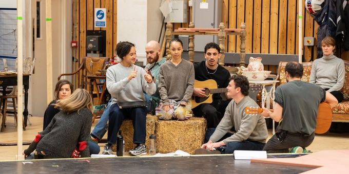 Photos: SUMMERFOLK in Rehearsal at the National Theatre Photos