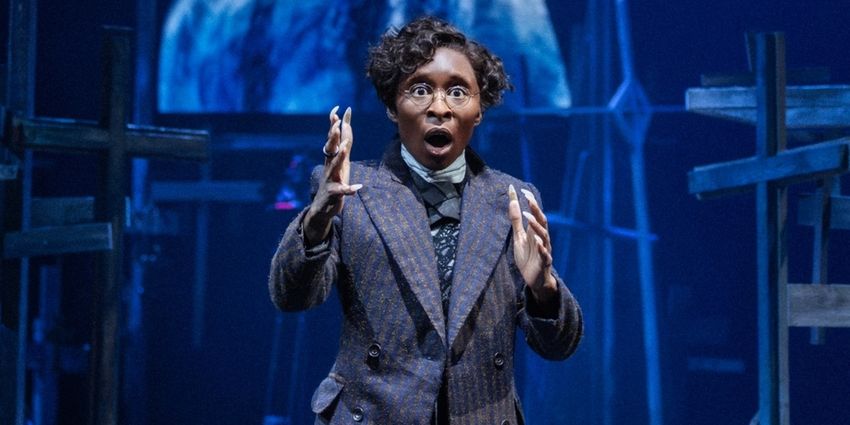 Photos: Cynthia Erivo Stars in DRACULA in London Photo