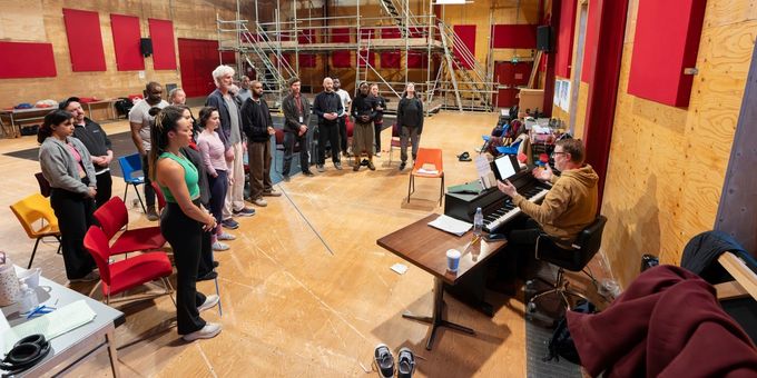 Photos: In Rehearsal with HENRY V at Royal Shakespeare Company Photos