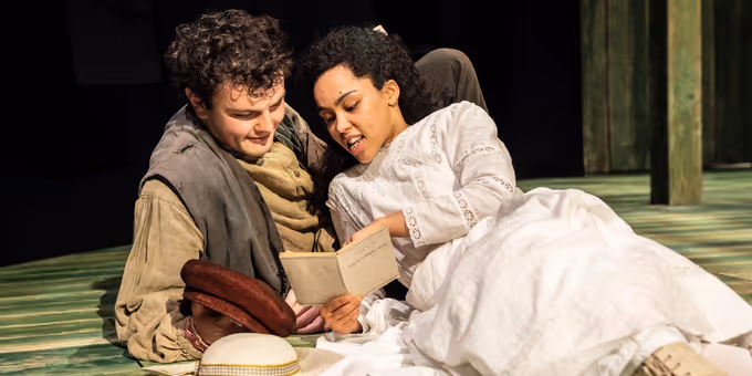 Photos: First Look at SUMMERFOLK at the National Theatre Photos