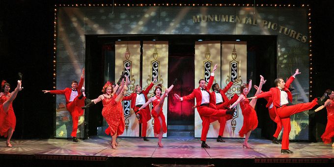Photos: SINGIN' IN THE RAIN Opens at Beef & Boards Dinner Theatre Photos