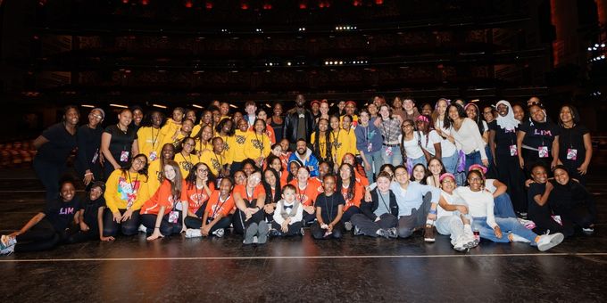 Photos: Leslie Odom Jr., Michael Park & Radio City Rockettes Visit GARDEN OF DRE Photos