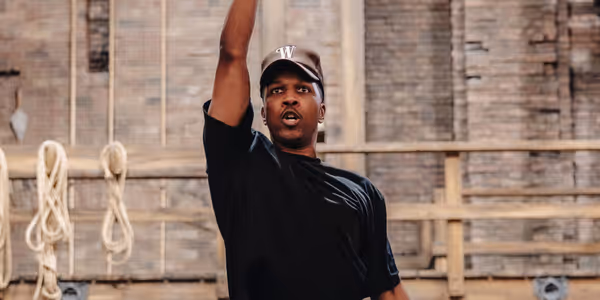 Photos: Leslie Odom, Jr. in Rehearsal Ahead of West End Debut in HAMILTON Photo