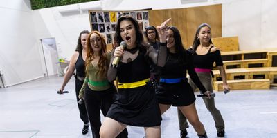 Photos: SIX THE MUSICAL in Rehearsal Ahead of Melbourne Run Photo