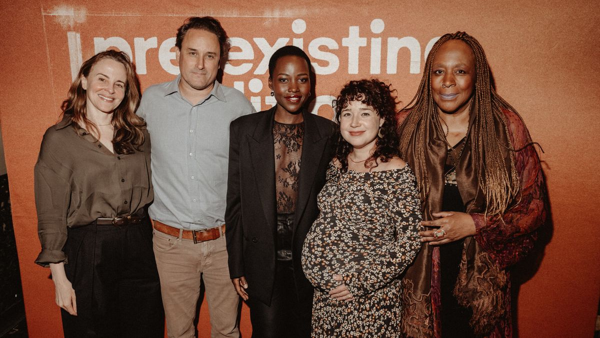 Photos: PRE-EXISTING CONDITION Opens at Greenwich House Theater Photos: PRE-EXISTING CONDITION Opens at Greenwich House Theater