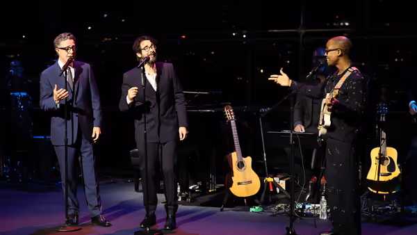 Photos: Josh Groban Hosts Annual Find Your Light Benefit Concert For Arts Education Photo