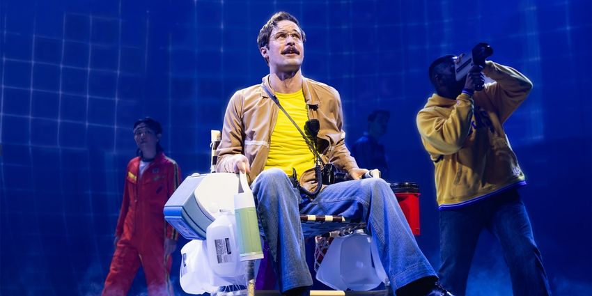 Photos: 42 BALLOONS North American Premiere at Chicago Shakespeare Theater Photo