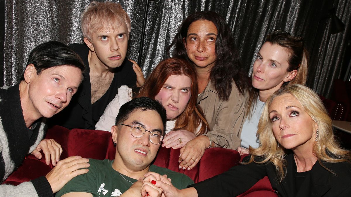 Photos: Six ‘Mary’s’ Visit Bowen Yang at OH, MARY! on Broadway Photos: Six ‘Mary’s’ Visit Bowen Yang at OH, MARY! on Broadway