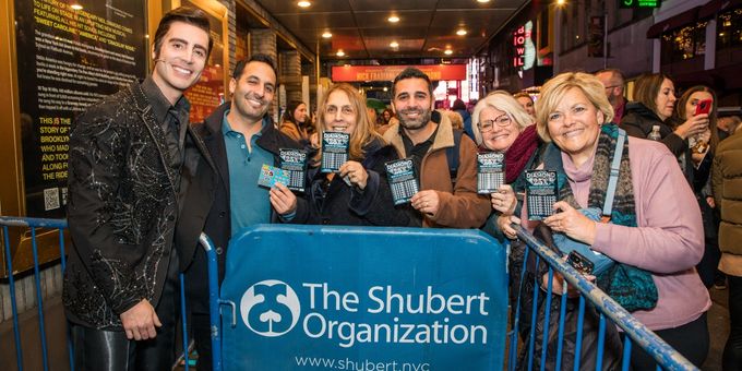 Photos: A BEAUTIFUL NOISE, THE NEIL DIAMOND MUSICAL Celebrates One Year on Broad Photos