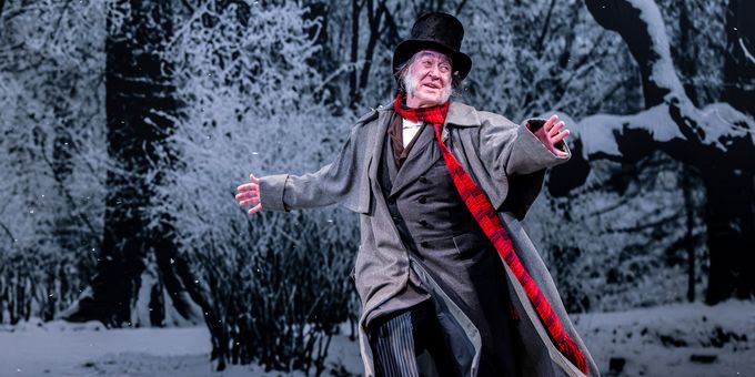 Photos: A CHRISTMAS CAROL At Goodman Theatre Photos