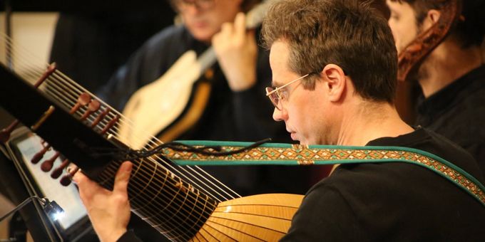 Photos: A Photo Finish for PARADISE TOSS'D Photos