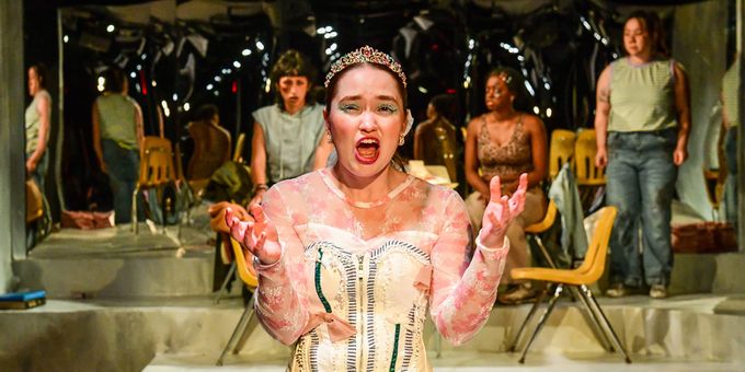 Photos: A Red Orchid Theatre Opens 33rd Season with World Premiere of VEAL Photos