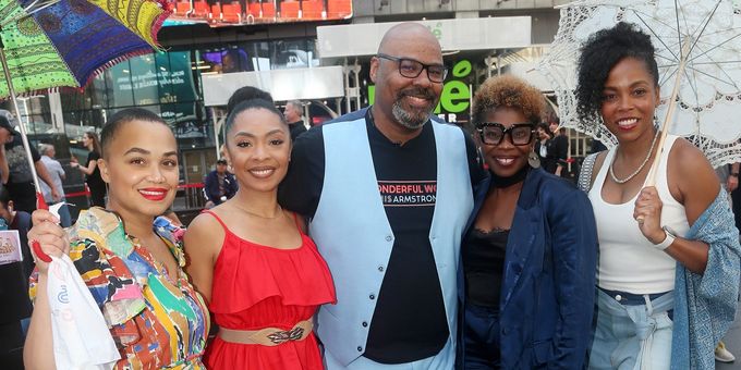 Photos: A WONDERFUL WORLD Cast Parades to Studio 54 Photos