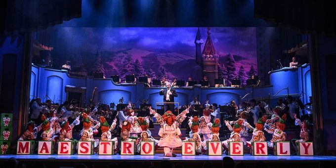 Photos: MOIPEI Returns to AES Indiana Yuletide Celebration Photos