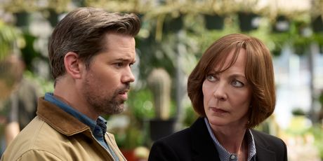 Photos: Allison Janney and Andrew Rannells in MISS YOU, LOVE YOU First Look Photo