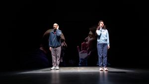 Photos: BLIND RUNNER Makes West Coast Debut at South Coast Repertory