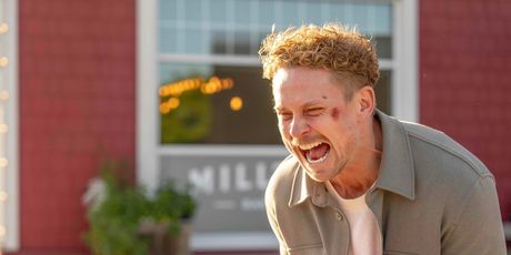 Photos: Billy Magnussen, Sarah Goldberg, & More in First-Look at AMC Series THE AUDACITY Photo
