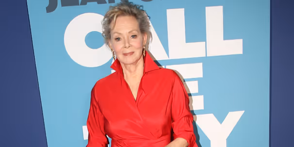 Photos: CALL ME IZZY Star Jean Smart Hit the Red Carpet on Opening Night