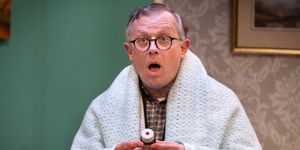 Photos: CASH ON DELIVERY at The Mill at Sonning