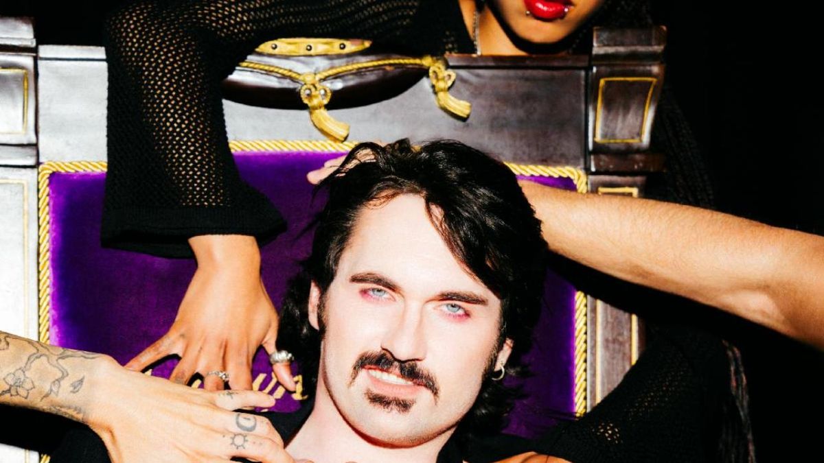 Photos: Caleb De Casper to Release Dark Synth-Pop Album DELIRIUM