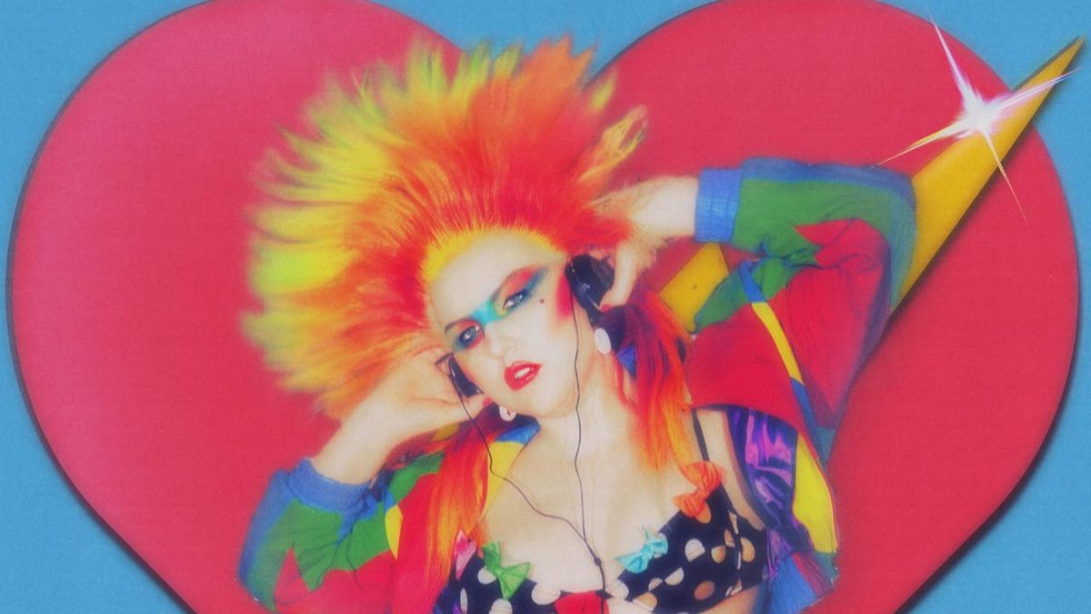 Photos: Caroline Kingsbury to Launch EVERYTHING GLOWS Tour with CANNONS