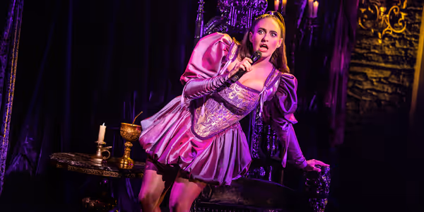 Photos: First Look at Cat Cohen in BROAD STROKES Photo