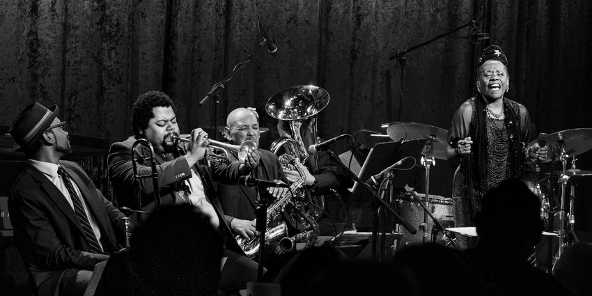 Photos: Catherine Russell Celebrates CAT & THE HOUNDS Album Release at Birdland Photo