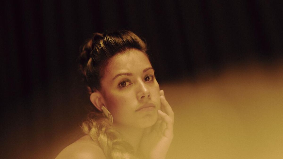 Photos: Cheryl Durongpisitkul Releases I STILL MISS YOU Album