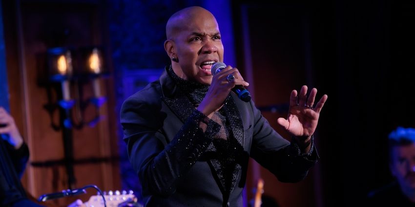 Photos: Darius de Haas: LET ME CARRY YOU THIS CHRISTMAS Release at 54 Below Photo