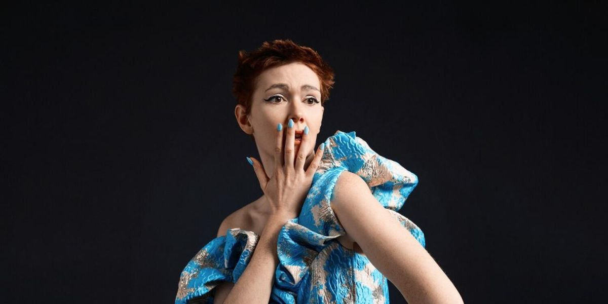 Photos: Elf Lyons Is The Woman on the Edge to Make NYC Debut