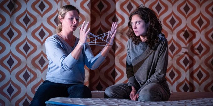 Photos: First Look At Kelsey Landon And More In ON CLOVER ROAD At Santa Fe Playh Photos