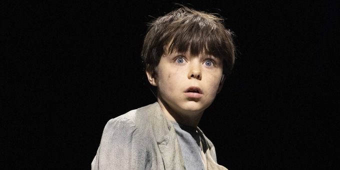 Photos: First Look At OLIVER! at Leeds Playhouse Photos