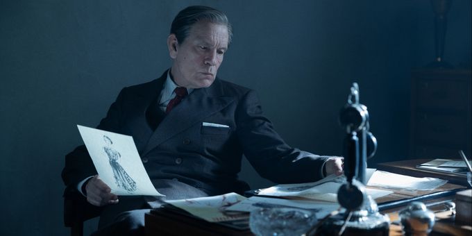 Photos: First Look at Apple's Christian Dior Series THE NEW LOOK Photos