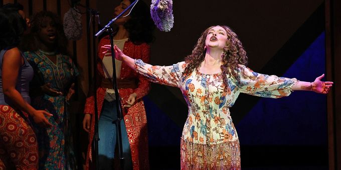 Photos: First Look at BEAUTIFUL: THE CAROLE KING MUSICAL at Beef & Boards Photos