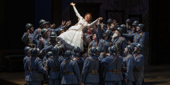 Photos: First Look at DAUGHTER OF THE REGIMENT at Lyric Opera of Chicago Photos