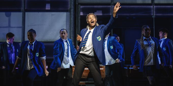 Photos: First Look at EVERYBODY'S TALKING ABOUT JAMIE UK Tour Photos