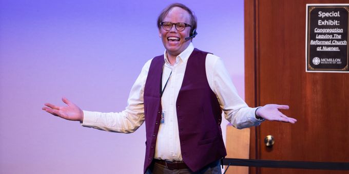 Photos: First Look at Jeff Hiller in THE EXHIBITIONIST at Theatre Aspen's Solo F Photos