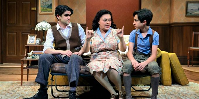 Photos: First Look at Neil Simon's LOST IN YONKERS at Center REP Photos