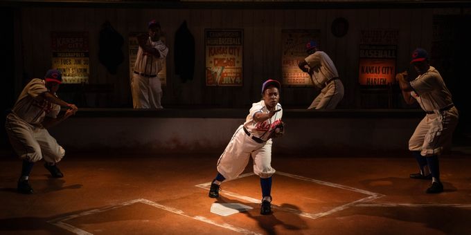 Photos: First Look at TONI STONE at Playhouse on Park Photos