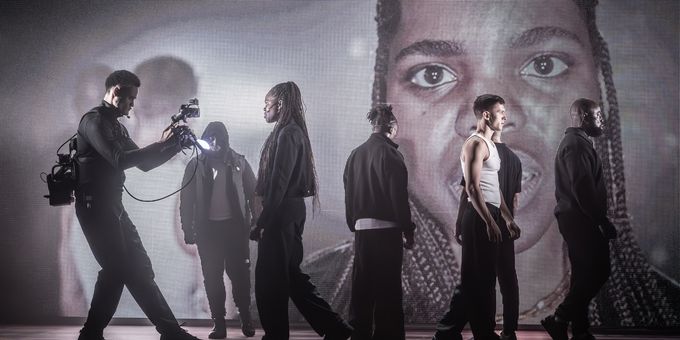 Photos: First Look at Tom Holland and Francesca Amewudah-Rivers in ROMEO & JULIE Photos