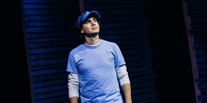 Photos: GOLEM OWNED A TROPICAL SMOOTHIE at The Tank Photos