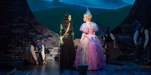 Photos: First Look at the Non-Replica Production of WICKED in Austria
