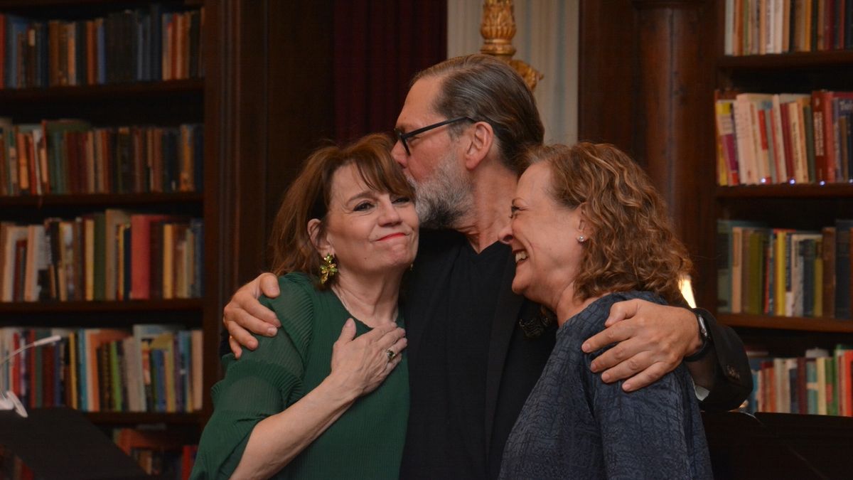 Photos: Gingold Theatrical Group Presents VILLAGE WOOING