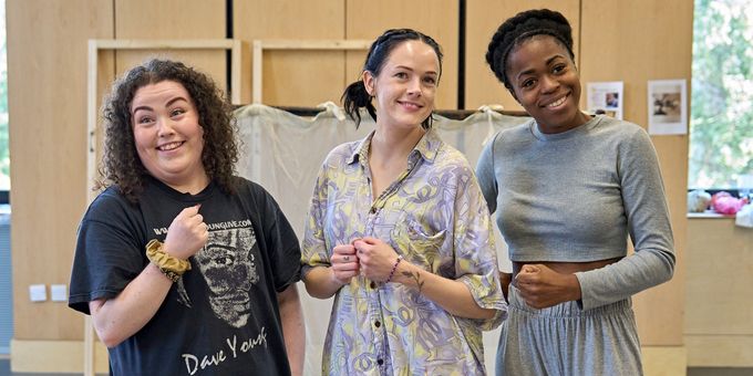 Photos: Go Inside Rehearsals for the World Premiere of CLOSE UP – THE TWIGGY M Photos