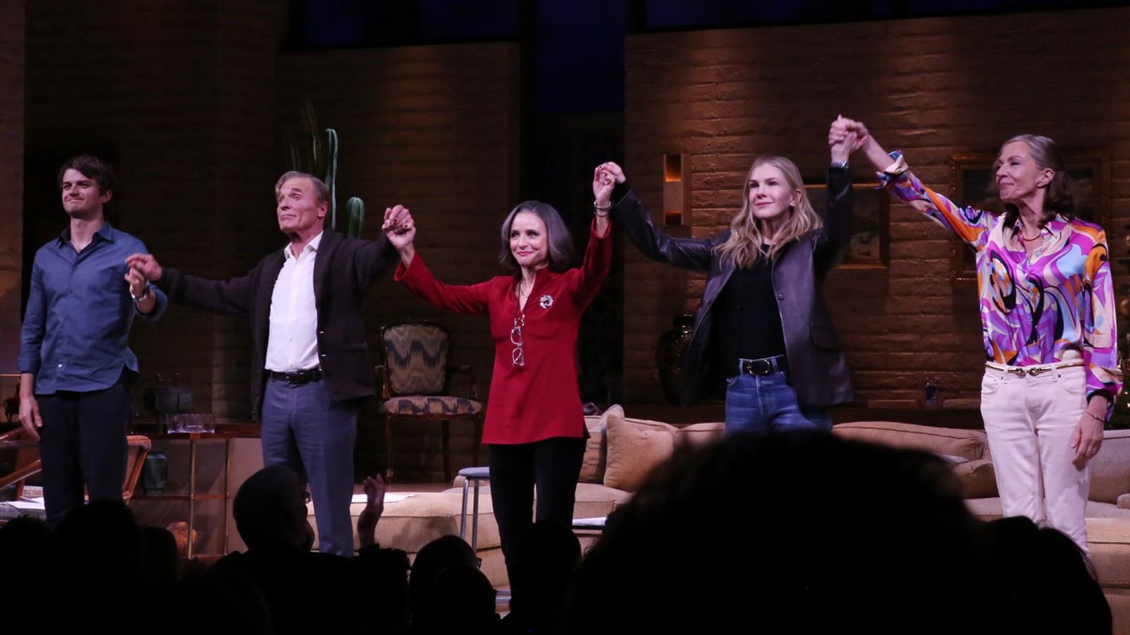 Photos: OTHER DESERT CITIES Cast Takes Opening Night Bows Photo
