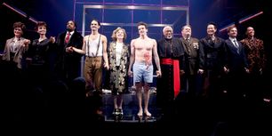 Photos: Inside Opening Night of RICHARD II With Michael Urie and More