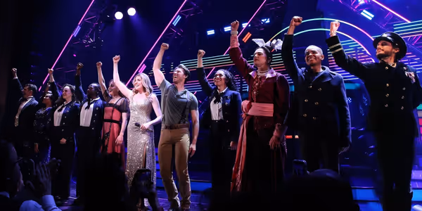 Photos: The Cast of TITANIQUE Takes Opening Night Bows Photo