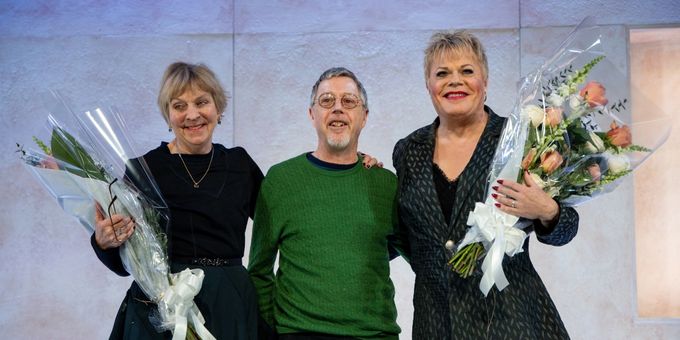 Photos: Eddie Izzard Takes Opening Night Bows in HAMLET Photos